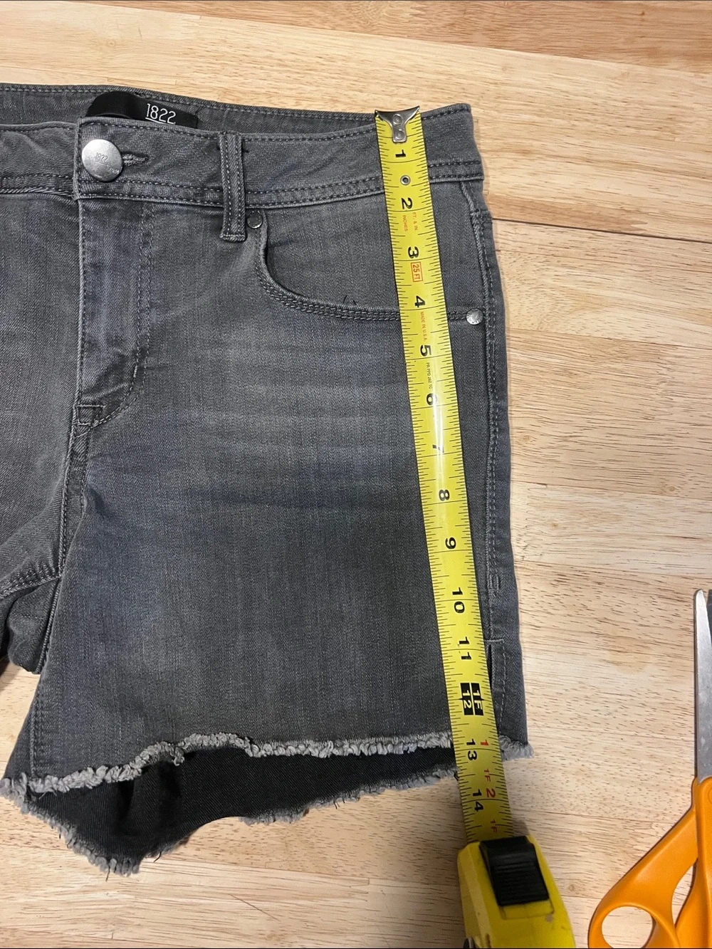 1822 Denim Charcoal Frayed Hem Jean Shorts